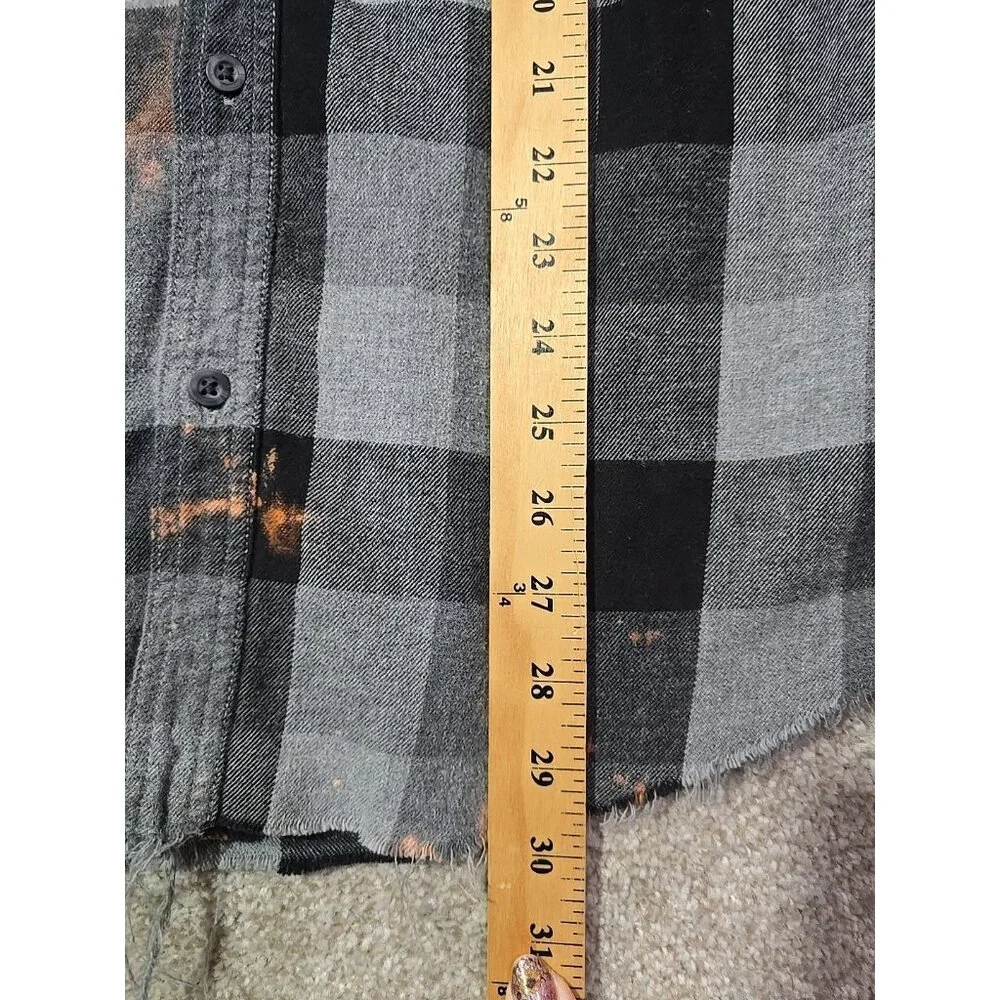OOAK Upcycled Flannel Shacket Shirt Five Finger Death Punch FFDP Boyfriend Fit L - Picture 5 of 13